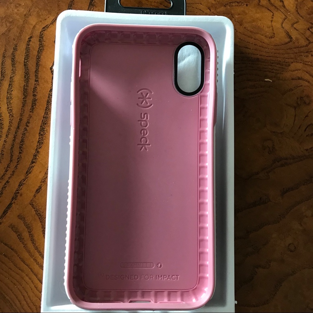 iPhone XR Case - Picture 3 of 4